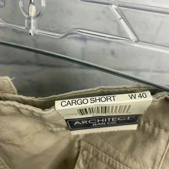 Architect Men’s Activeflex Cargo Shorts in Stone - Picture 4 of 6